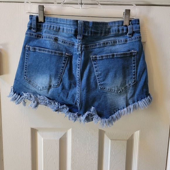 Jean shorts - Picture 2 of 3